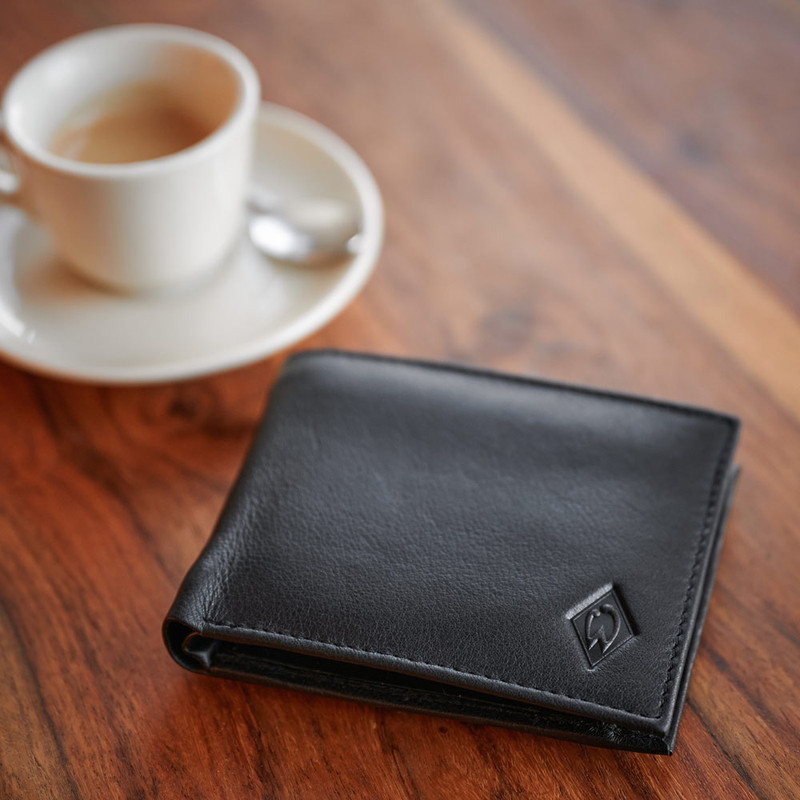 Werder Bremen Leather Wallet — 6 Card Slots